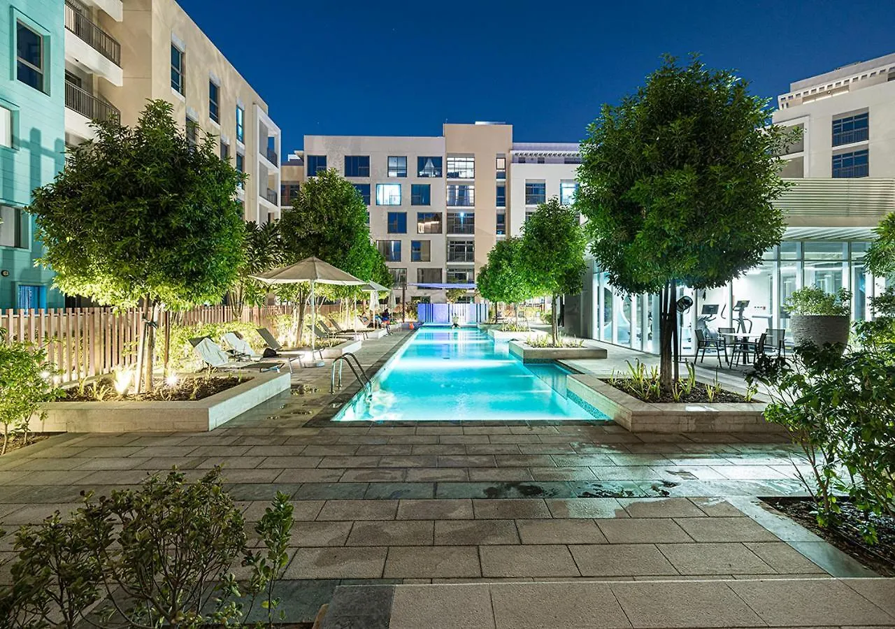 Apartment Sunset Escape With Pool View By Blue Cloud Holidays Sharjah